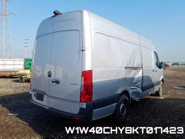 W1W40CHY8KT017423 фото 5