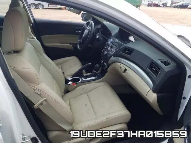 19UDE2F37HA015859 фото 6