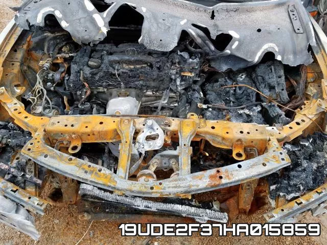19UDE2F37HA015859 фото 8