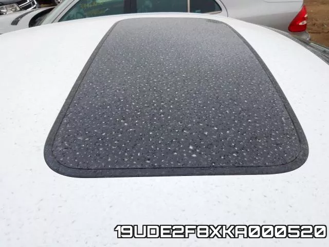 19UDE2F8XKA000520 фото 10