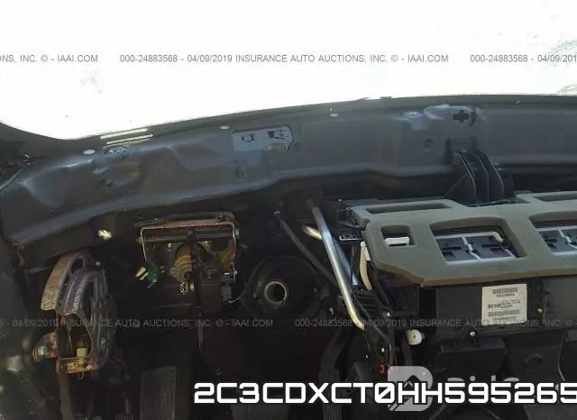 2C3CDXCT0HH595265 фото 8