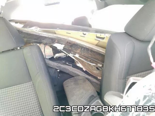 2C3CDZAG8KH677835 фото 7