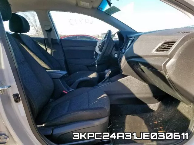 3KPC24A31JE030611 фото 6