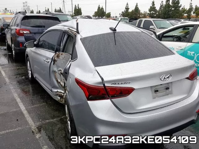 3KPC24A32KE054109 фото 4