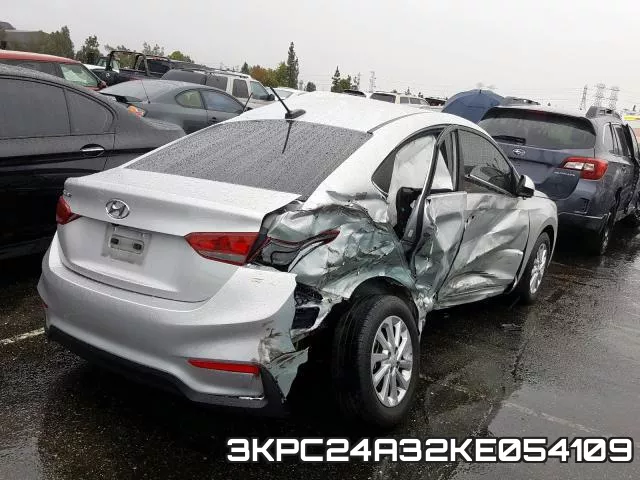 3KPC24A32KE054109 фото 5
