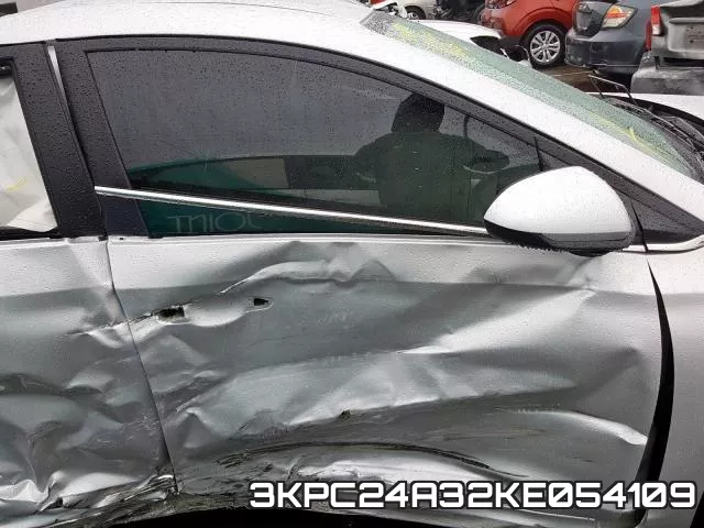 3KPC24A32KE054109 фото 6
