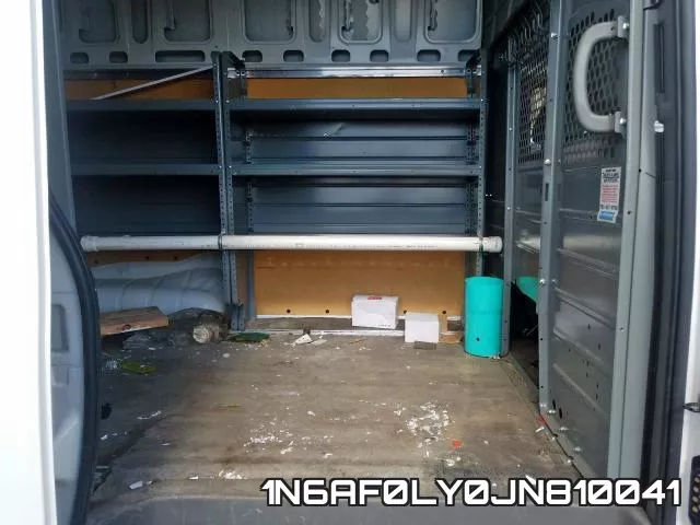 1N6AF0LY0JN810041 фото 7