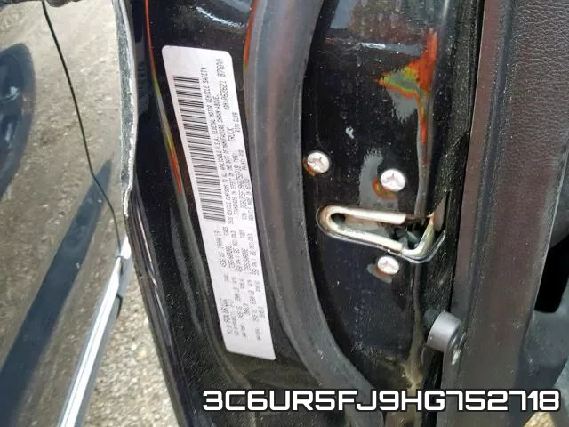 3C6UR5FJ9HG752718 фото 2