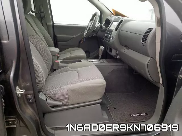 1N6AD0ER9KN706919 фото 6