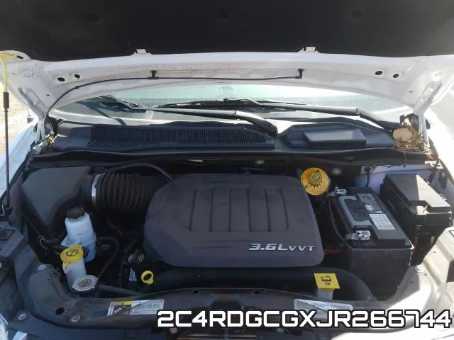 2C4RDGCGXJR266744 фото 8