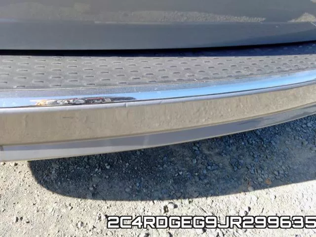 2C4RDGEG9JR299635 фото 10