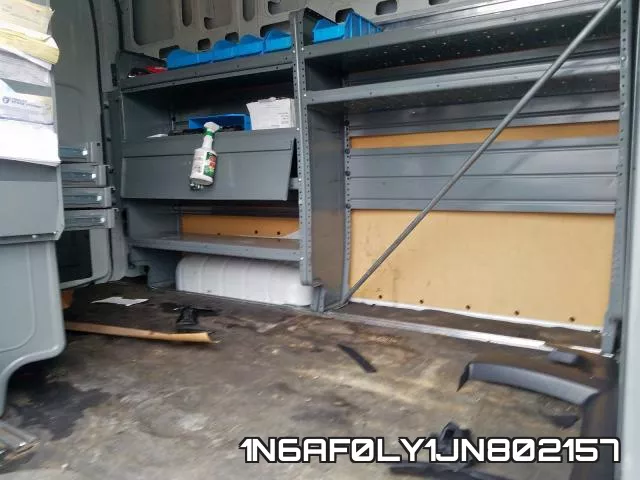 1N6AF0LY1JN802157 фото 7