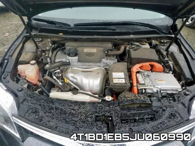 4T1BD1EB5JU060990 фото 8