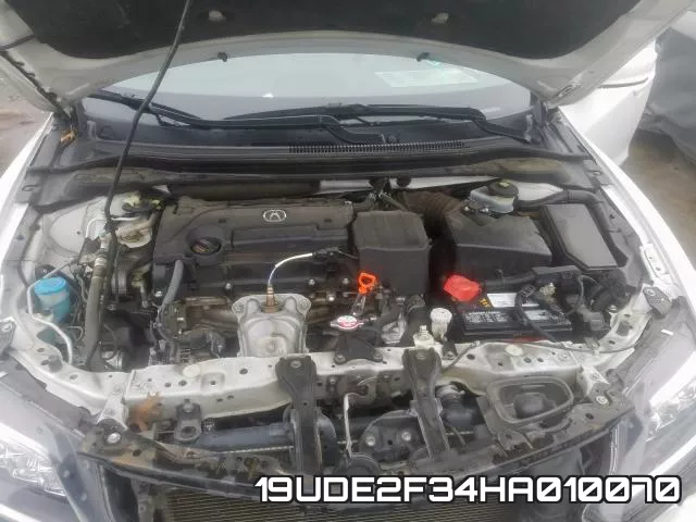 19UDE2F34HA010070 фото 8