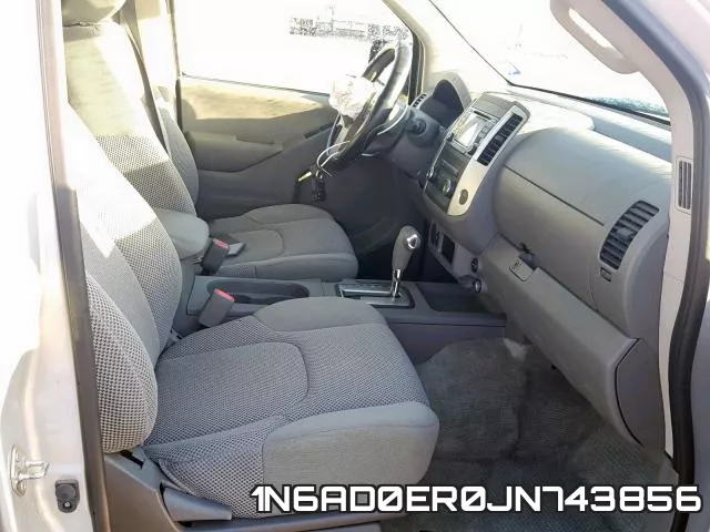 1N6AD0ER0JN743856 фото 6