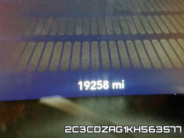 2C3CDZAG1KH563577 фото 9