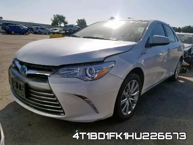 4T1BD1FK1HU226673 фото 3