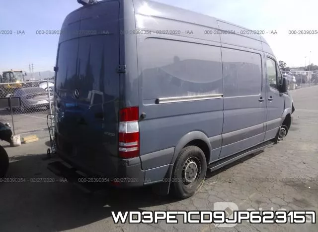 WD3PE7CD9JP623157 фото 5