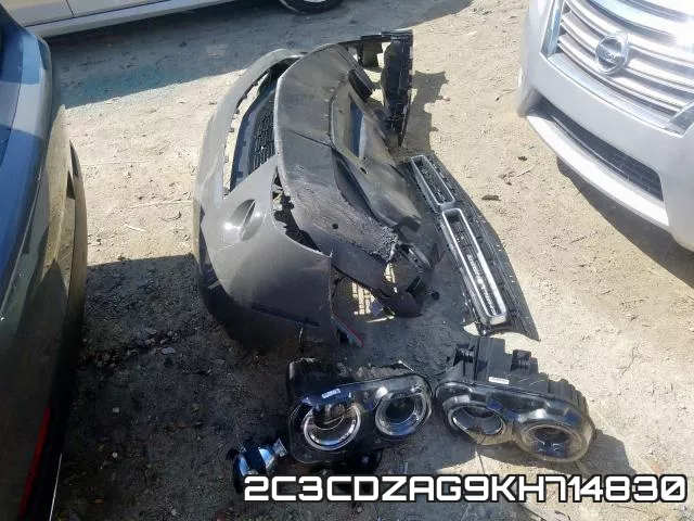 2C3CDZAG9KH714830 фото 10