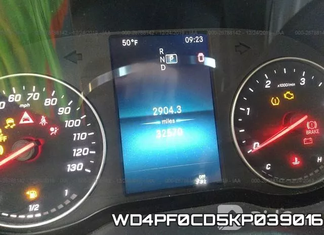 WD4PF0CD5KP039016 фото 8