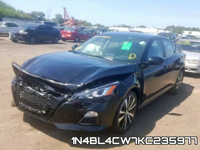 1N4BL4CW7KC235977 фото 3