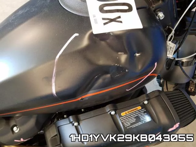 1HD1YVK29KB043055 фото 10