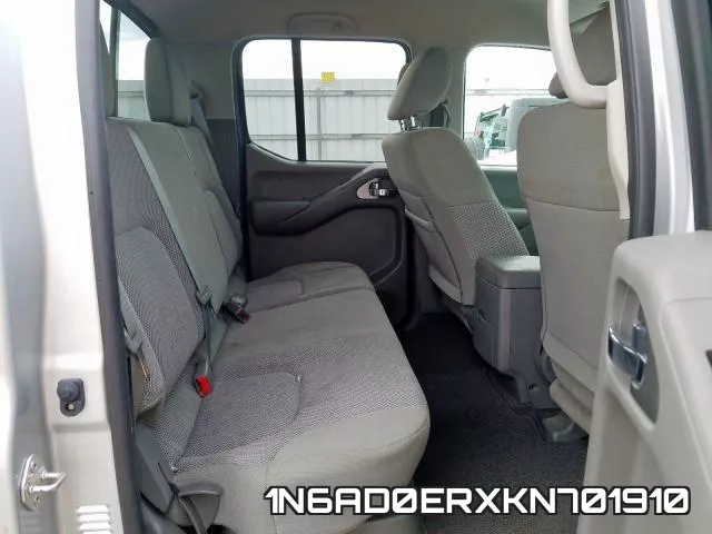 1N6AD0ERXKN701910 фото 7