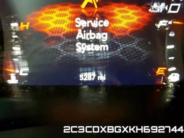 2C3CDXBGXKH692744 фото 9