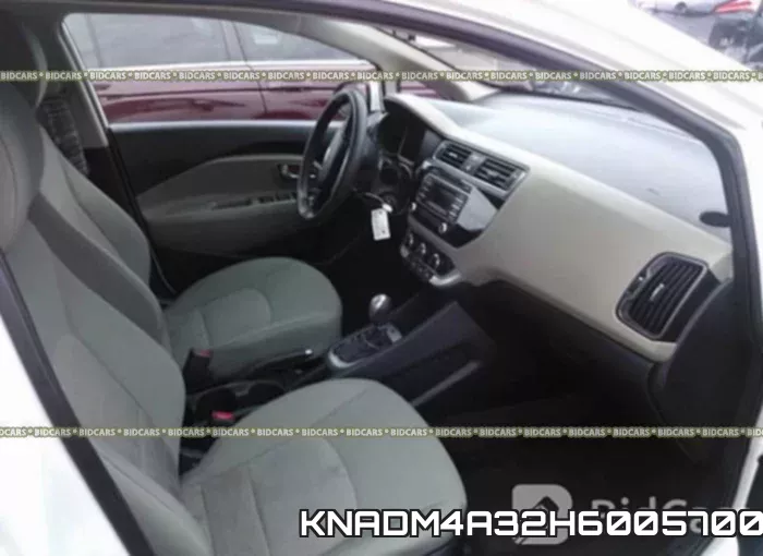 KNADM4A32H6005700 фото 6
