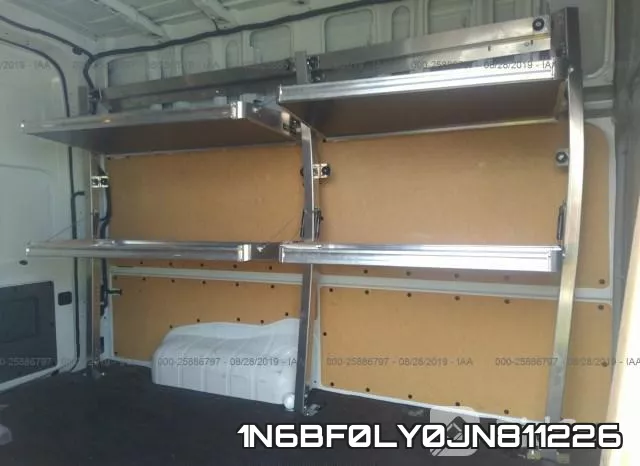 1N6BF0LY0JN811226 фото 9