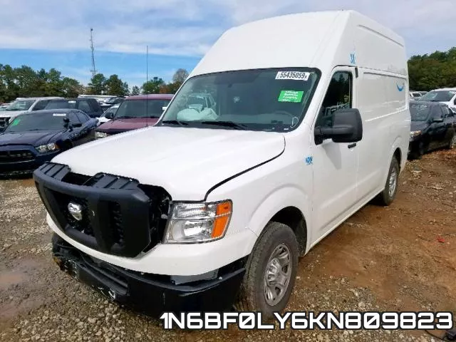 1N6BF0LY6KN809823 фото 3