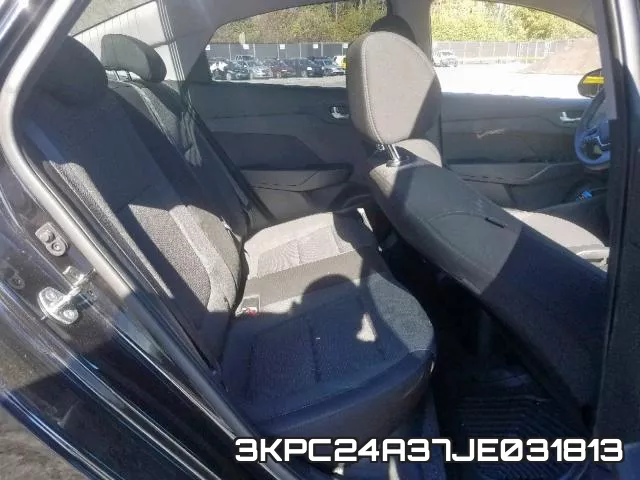 3KPC24A37JE031813 фото 7