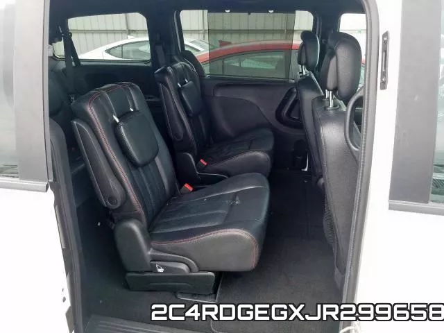2C4RDGEGXJR299658 фото 7