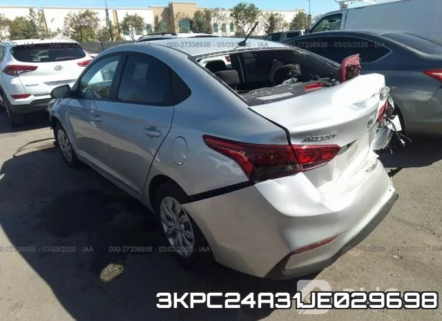 3KPC24A31JE029698 фото 4
