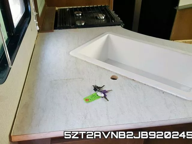 5ZT2AVNB2JB920245 фото 6