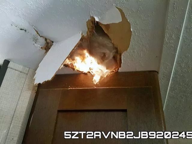 5ZT2AVNB2JB920245 фото 8