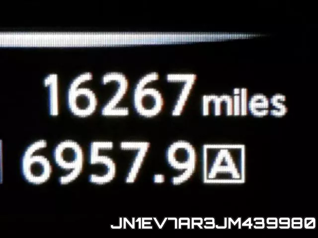 JN1EV7AR3JM439980 фото 9
