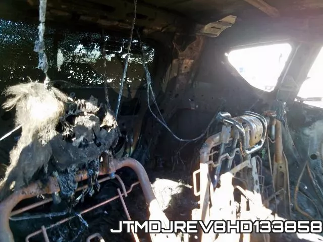 JTMDJREV8HD133858 фото 2