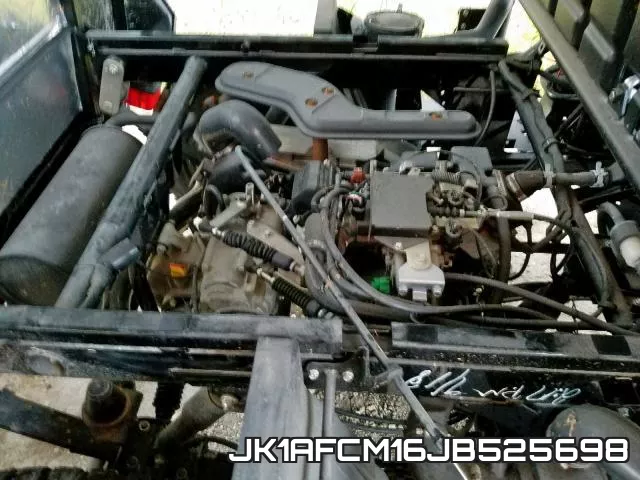 JK1AFCM16JB525698 фото 8