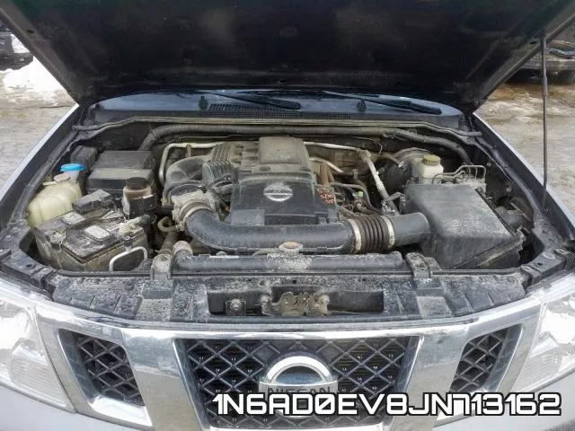 1N6AD0EV8JN713162 фото 8