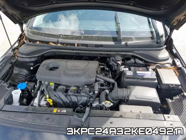 3KPC24A32KE049217 фото 8