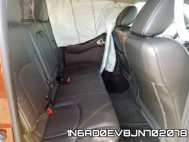 1N6AD0EV8JN702078 фото 7