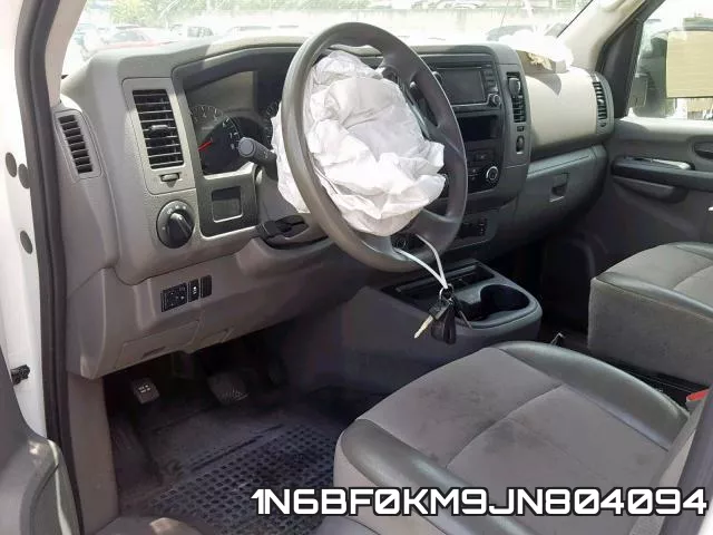 1N6BF0KM9JN804094 фото 10
