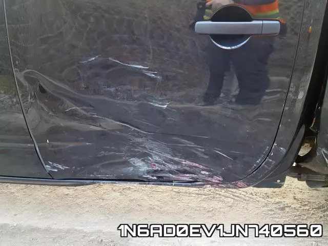 1N6AD0EV1JN740560 фото 10