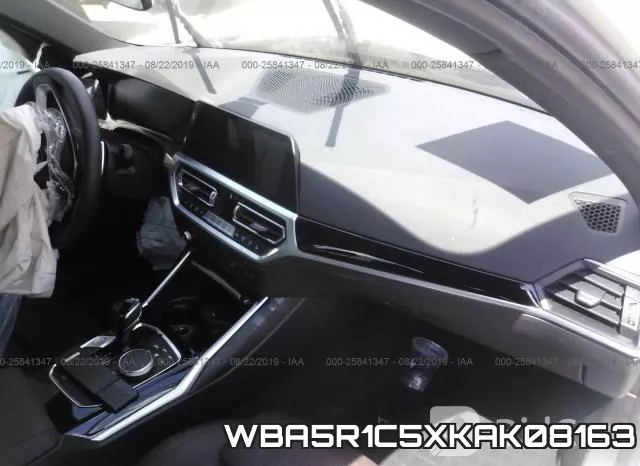 WBA5R1C5XKAK08163 фото 6