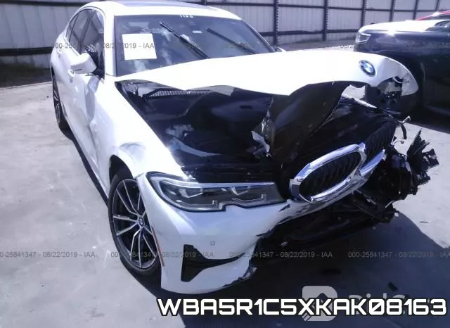 WBA5R1C5XKAK08163 фото 7