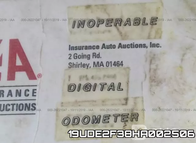 19UDE2F38HA002506 фото 8