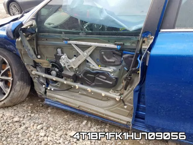 4T1BF1FK1HU709056 фото 10