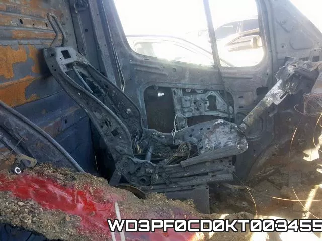 WD3PF0CD0KT003455 фото 6