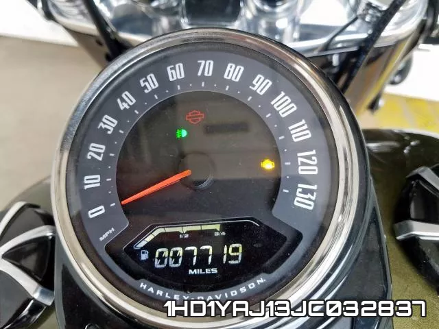 1HD1YAJ13JC032837 фото 9